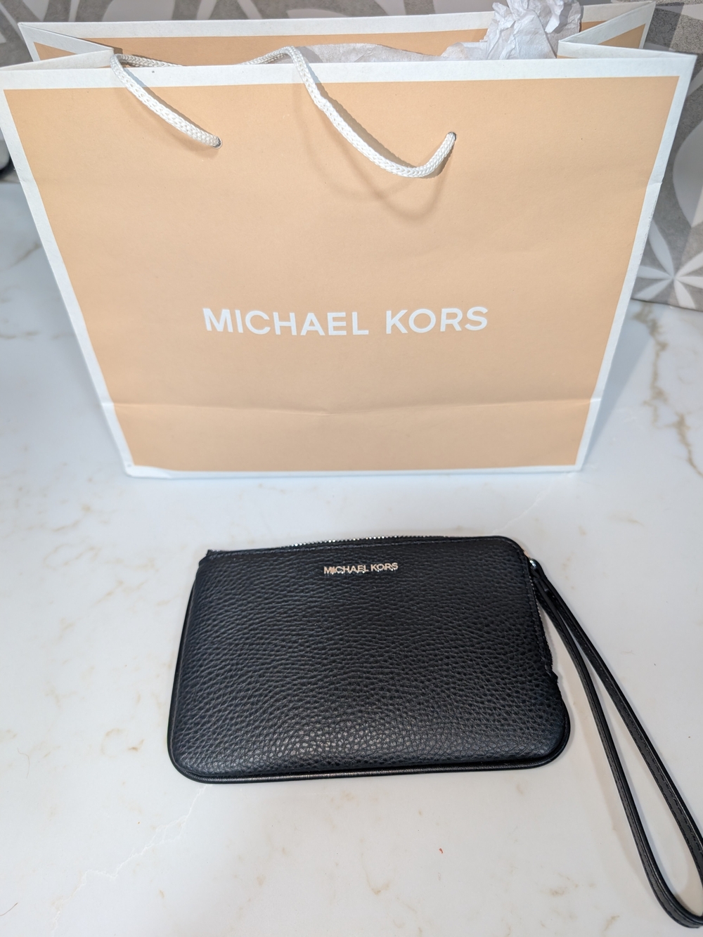 Michael Kors her set black wristlet Brand new